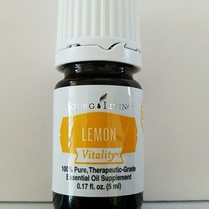 Young Living LEMON Essential Oil